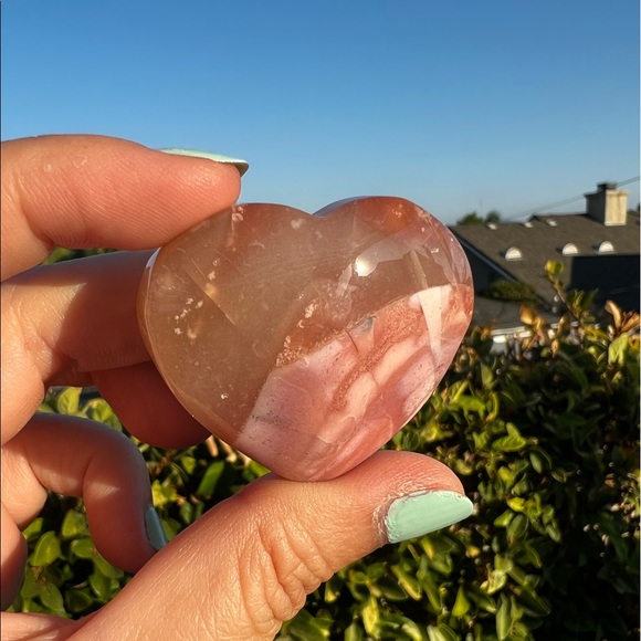 Red Flower Agate Heart - Picture 6 of 7